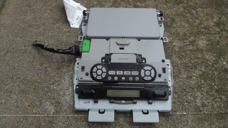 2007 honda odyseey  roof dvd tv screen 