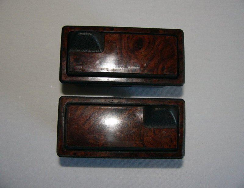 2 used acura legend ash trays excellent