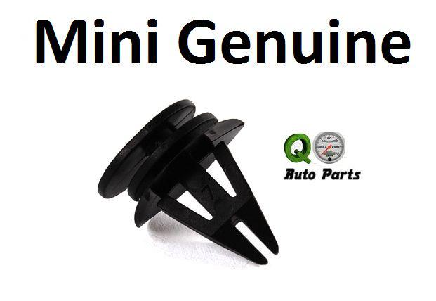 Mini cooper 02-12 r56,r57,r58,r59 genuine clip for door sill cover 07131480419