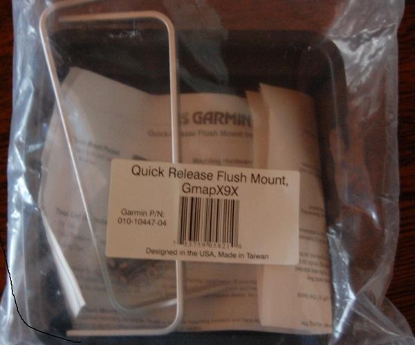 Garmin flush mount kit for gpsmap   x9x series  010-10447-04