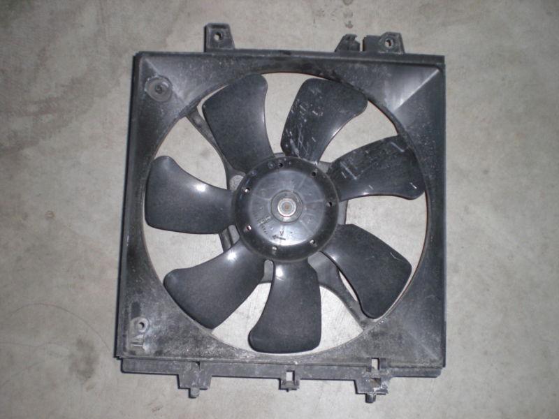 06 subaru impreza 2.5i 7 blade fan assembly radiator cooling shroud motor rh oem