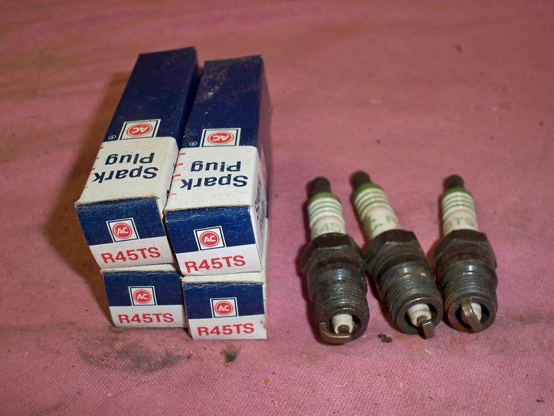 Sell AC Spark Plugs R45T set of 8 in Potomac, Maryland, US, for US 10.00