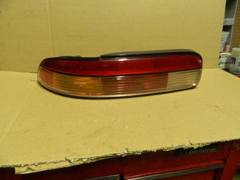 Lexus sc300 sc400 lh tail light assembly 95-96 drivers side