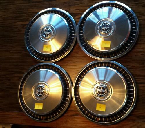 4 ford f150 f100 f250 hub caps