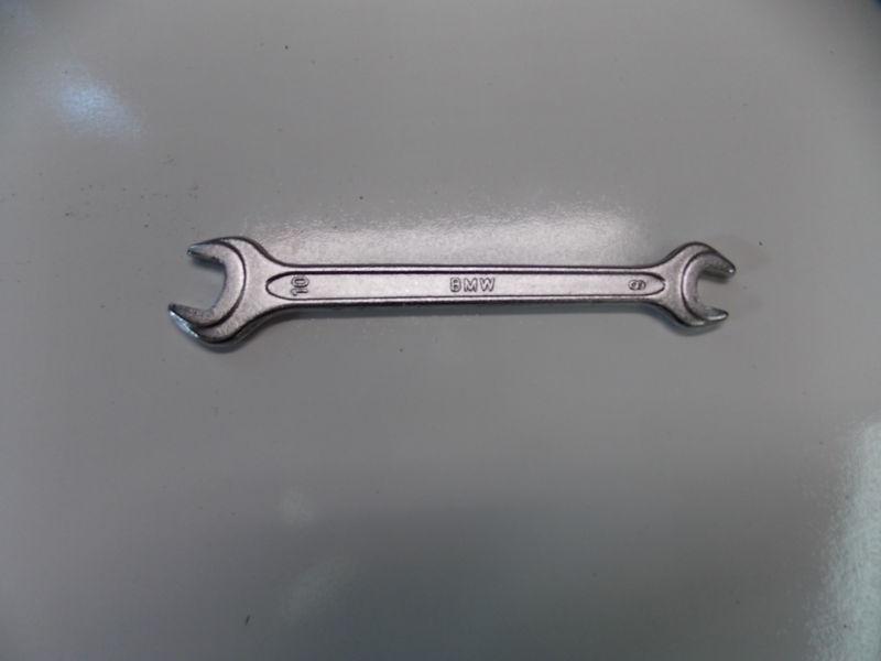 Bmw trunk tool  8mm 10mm wrench oem e36 e38 e39 e46 e34 x5 z3