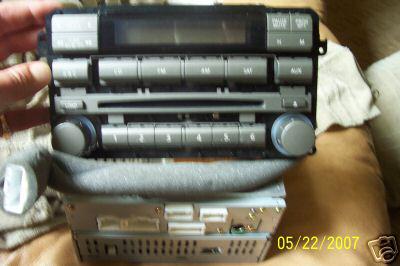 04 - 05 - nissan  - titan, 6 disc changer - sat,aux