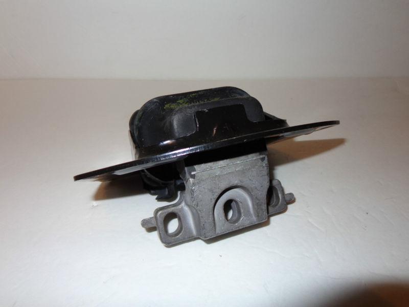 1996 - 2000 mopar left engine mount support #04668135ab - oem nos