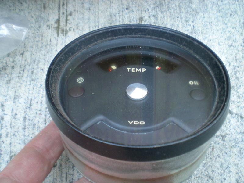 Porsche 911 instrument cluster