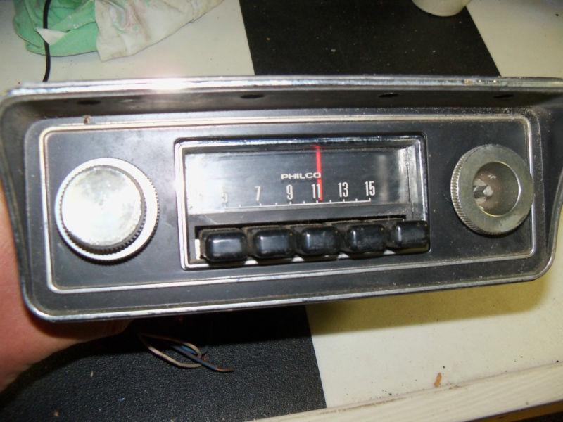 Working original 1971 ford maverick am radio serviced bezel  d1da