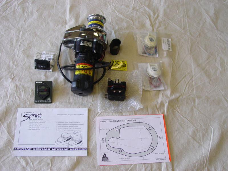 Lewmar sprint 1000 vertical winlass