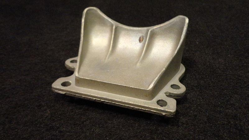 Bypass cover #392860 johnson/evinrude omc 1992-1993 150-235hp engines outboard 