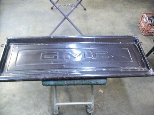 1960,61,62,63,64,65,66,67,68,69 70-1987gmc stepside truck tailgate rat rod bench