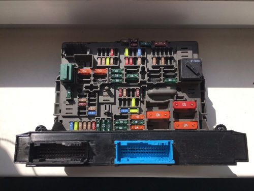 07-11 bmw e90 e91 e92 e93 power distribution fuse relay box 9119444