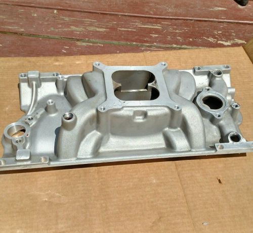 Aluminum intake manifold vortec sbc
