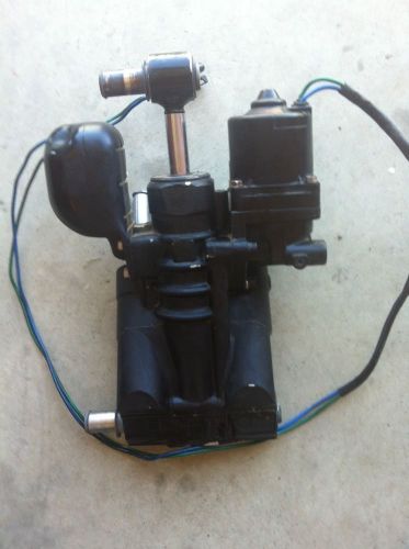 Power tilt and trim evinrude johnson ficht 225 hp 2002