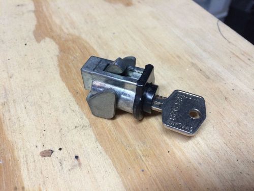 Triumph tr6 glove box lock and latch