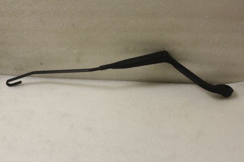 98-00 volvo s70 v70 98-04 volvo c70 wiper arm right passenger side 9169315