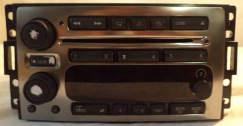 H3 hummer radio with xm radio 6 disk cd pulled working and fully tested