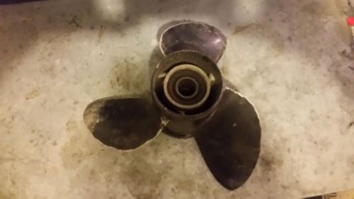 Used omc johnson evinrude marine boat propeller 13 1/4 x 17 391199