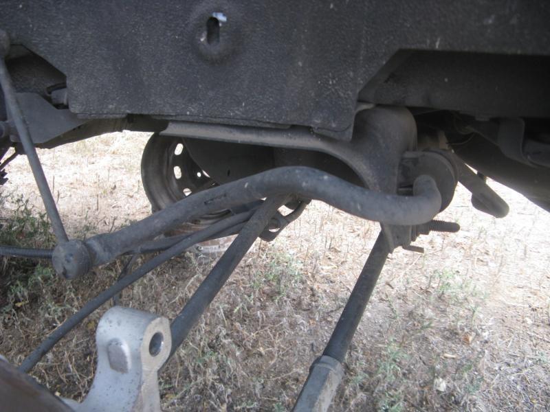 Sell 00 01 02 03 MONTE CARLO STABILIZER SWAY BAR REAR BACK 22832 in San