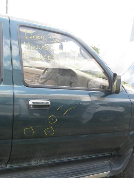 94 95 toyota 4 runner r. right passenger front door 4 dr w/o vent power complete