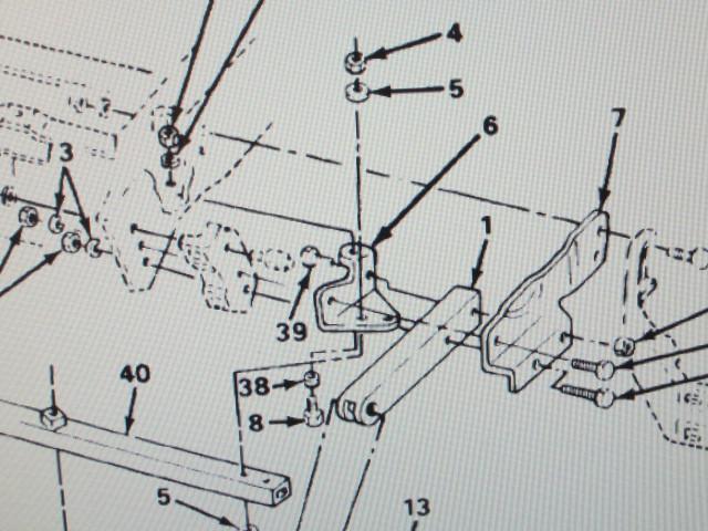 1 m1009 pintle support bracket 14067774 nos