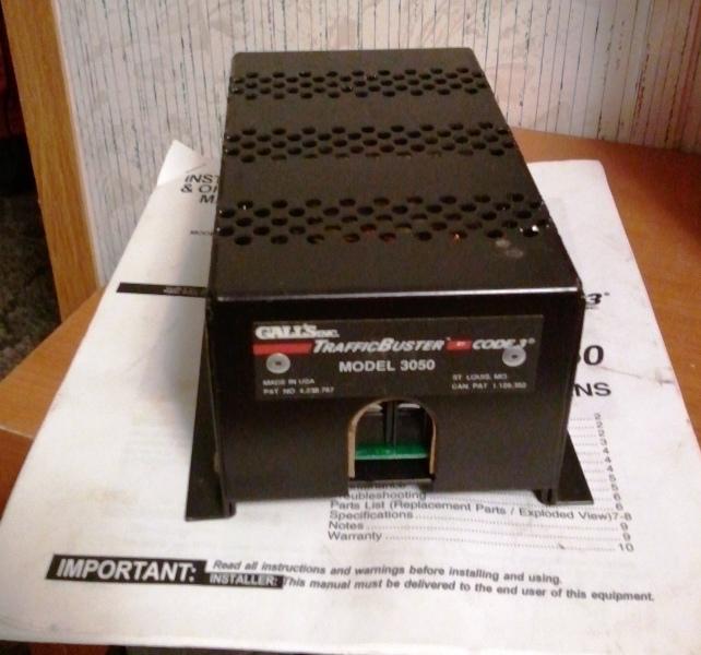 Code 3, model 3050 amp controller