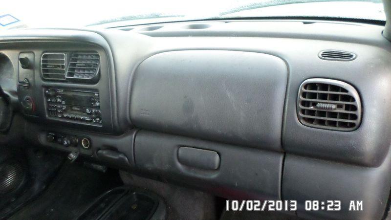 Fusebox under hood dodge durango 2000 f4059