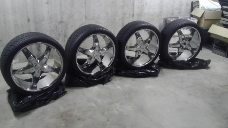 22" bazo king lip wheels & tires/ 99-04 jeep grand cherokee