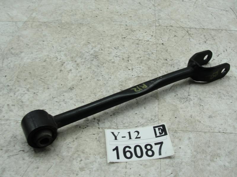 Sell 09 G37 LOWER CONTROL ARM REAR SUSPENSION SEDAN TRANSVERSE DRIVER OR PASSENGER in Houston