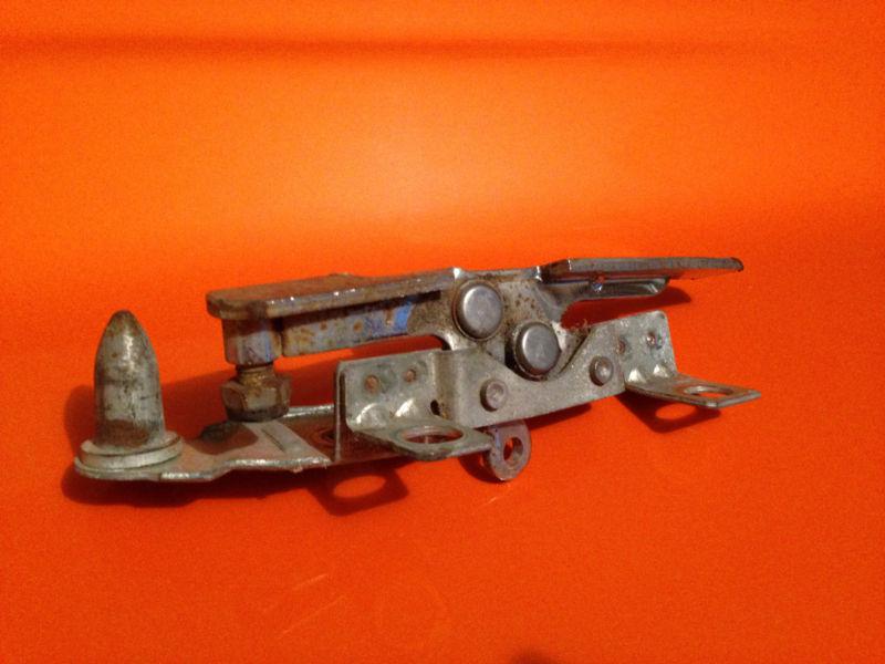 78-82 Corvette RH t-top latch OEM GM used passenger side No Reserve!, US $14.50, image 4