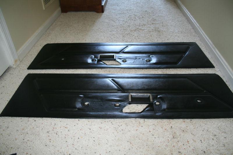 1970 mustang standard interior door panels