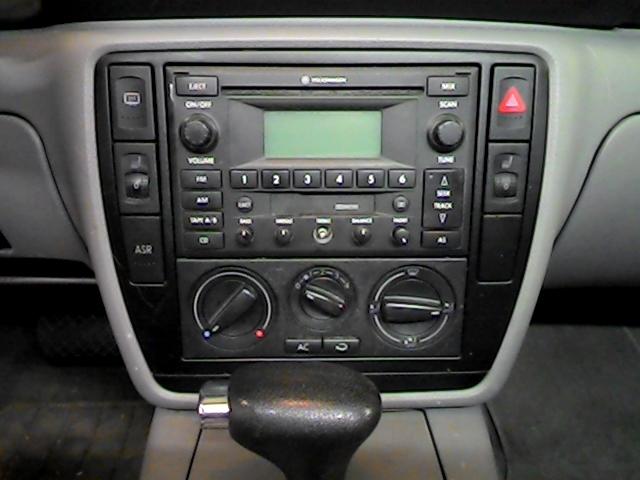 2002 volkswagen passat radio trim dash bezel 2624860