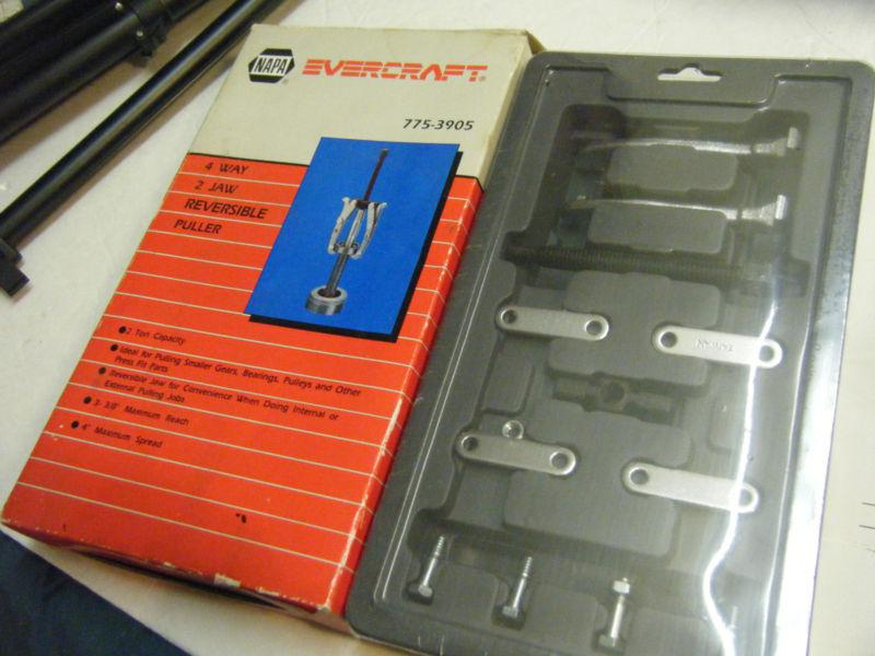Sell NAPA EVERCRAFT 4 Way 2 Jaw Reversible Puller 7753905 in Milwaukee