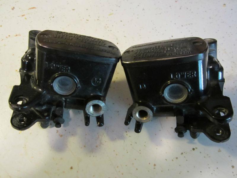 2007 yamaha majesty  master cylinders--part #5ru-25870-20-00/5ru-25870-10-00 