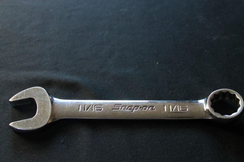  snap on  11/16 short combo wrench 12pt box end made in usa oex220b