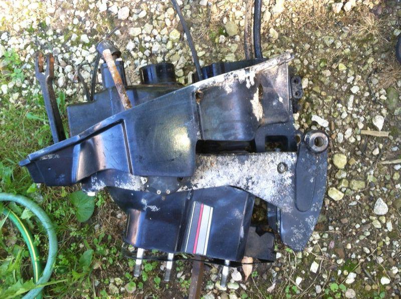 Mercruiser alpha 1 gen 1 transom assembly gimbal ring housing