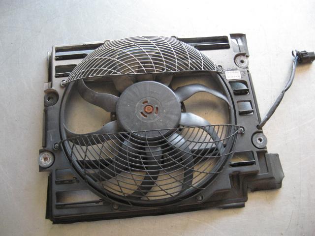 2000 bmw 528i radiator cooling fan