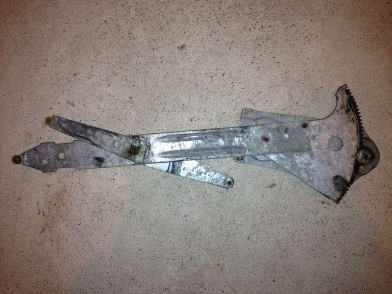 68-72 NOVA / RIGHT (PAS.) DOOR GLASS WINDOW REGULATOR / 2 DOOR / GM / 69 70 71, US $50.00, image 2