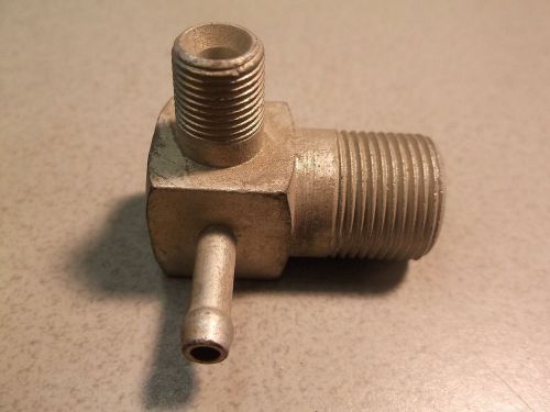 New navistar international truck tee, part number: 1701197c1