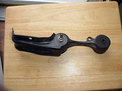 1990's buick/chevy v/6 engine mount torque strut w/ bracket #2609