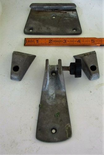 Vintage perko # 933 c dansforth style deck mount  anchor chock w/ screw hold