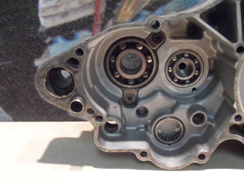2001 SUZUKI RM250 LEFT ENGINE CASE (B) 01 RM 250, US $179.99, image 2