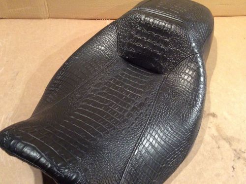 Harley street glide gator (full top) seat cover