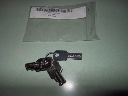 New oem harley davidson qty. 1 set 2 keys code # 3686 # 71452-91a