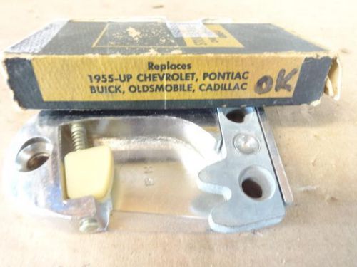1955 - 19?? gm door post striker plate r/h only - 4664963 nos - chevy pont cad