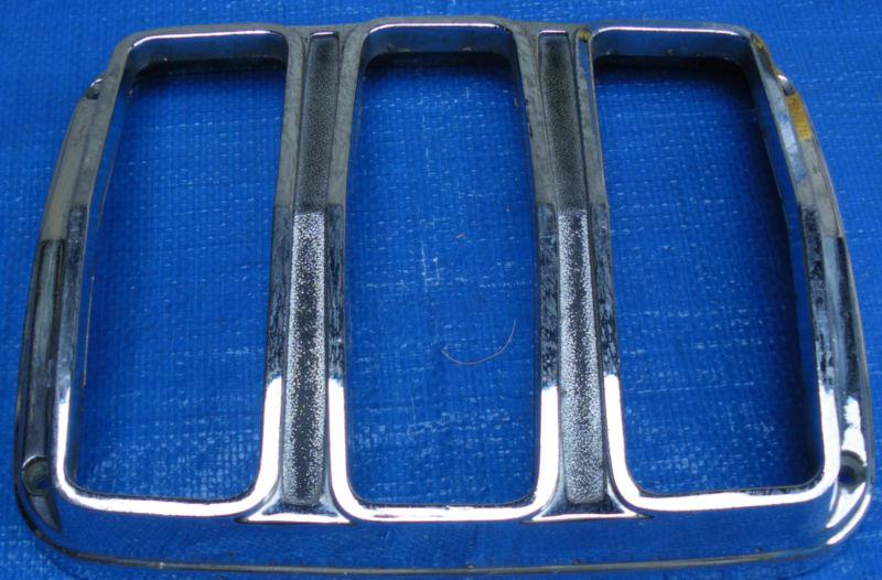 65 MUSTANG REAR TAILIGHT BEZEL(TRIM RING), US $4.00, image 3