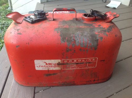 Vintage johnson omc outboard boat motor gas can-6 gallon