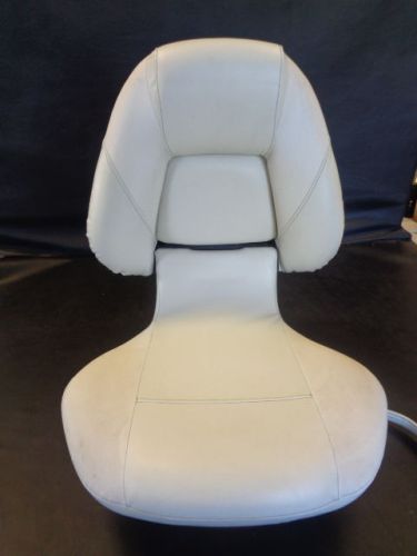 Ranger off white vinyl folding fishing seat 24" x 19" marine boat