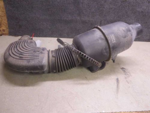 Air cleaner 8-280 4.6l fits 99-04 ford f150 pickup 69661